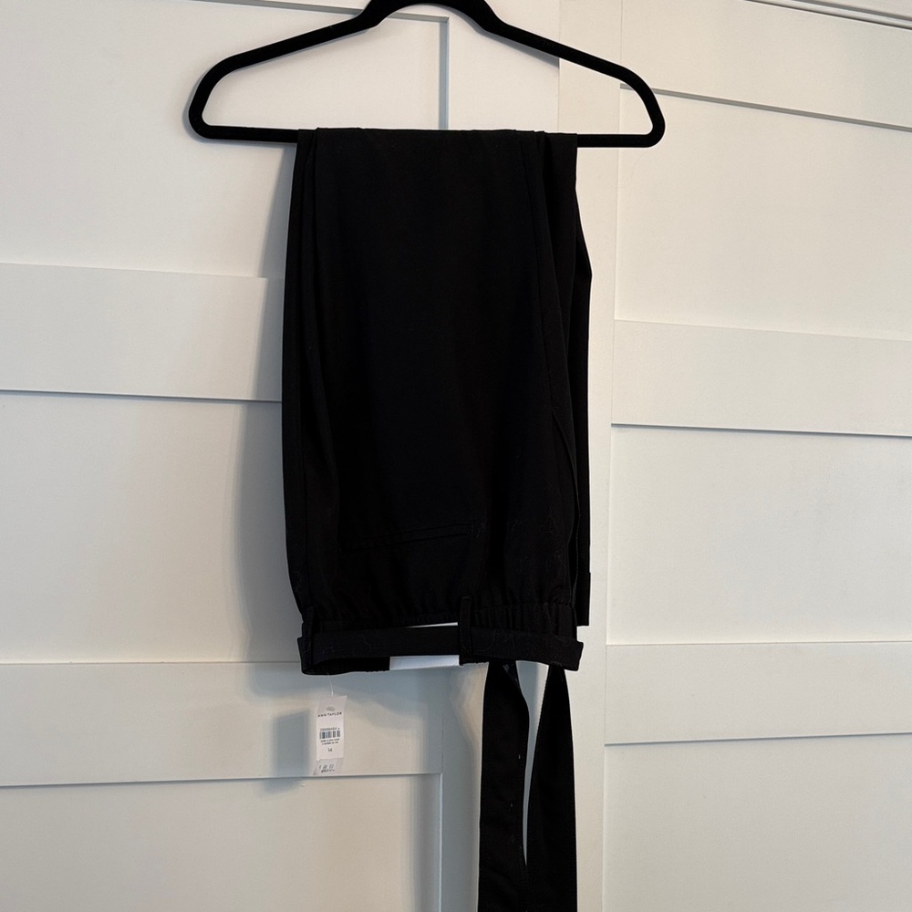 Ann Taylor Classic Black Cropped Pants